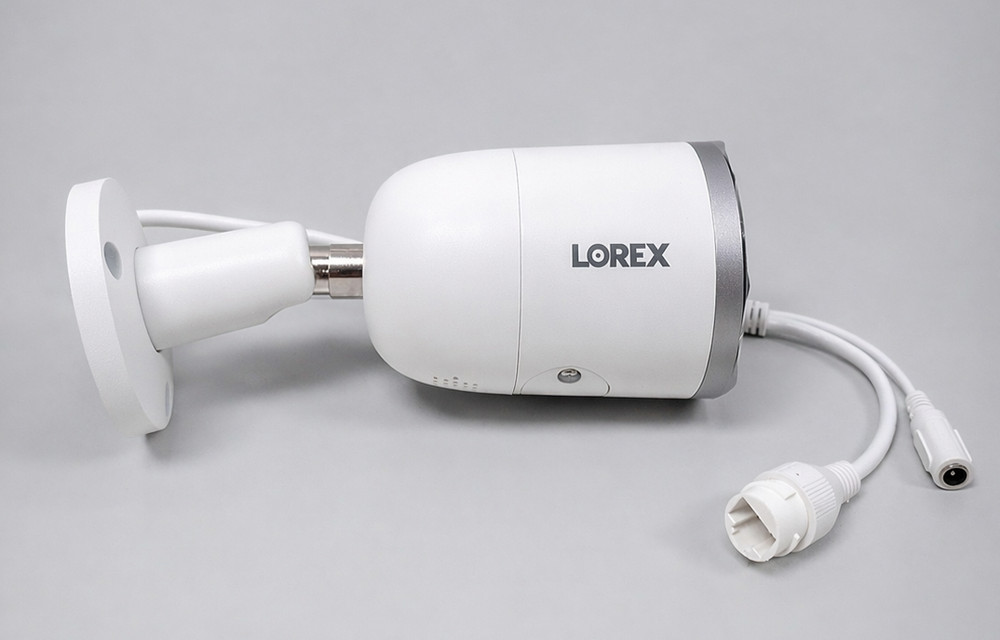 Lorex E892AB 4K Ultra HD Smart Deterrence IP Security Camera H10 w/Smart Motion