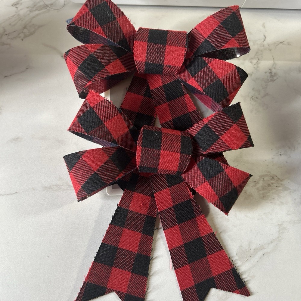 Decorative buffalo plaid bows
