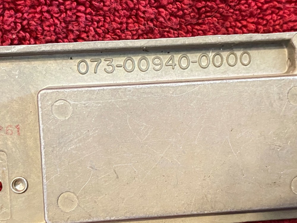 MOUNTING BACKPLATE FOR BENDIX/KING KLN 90B GPS