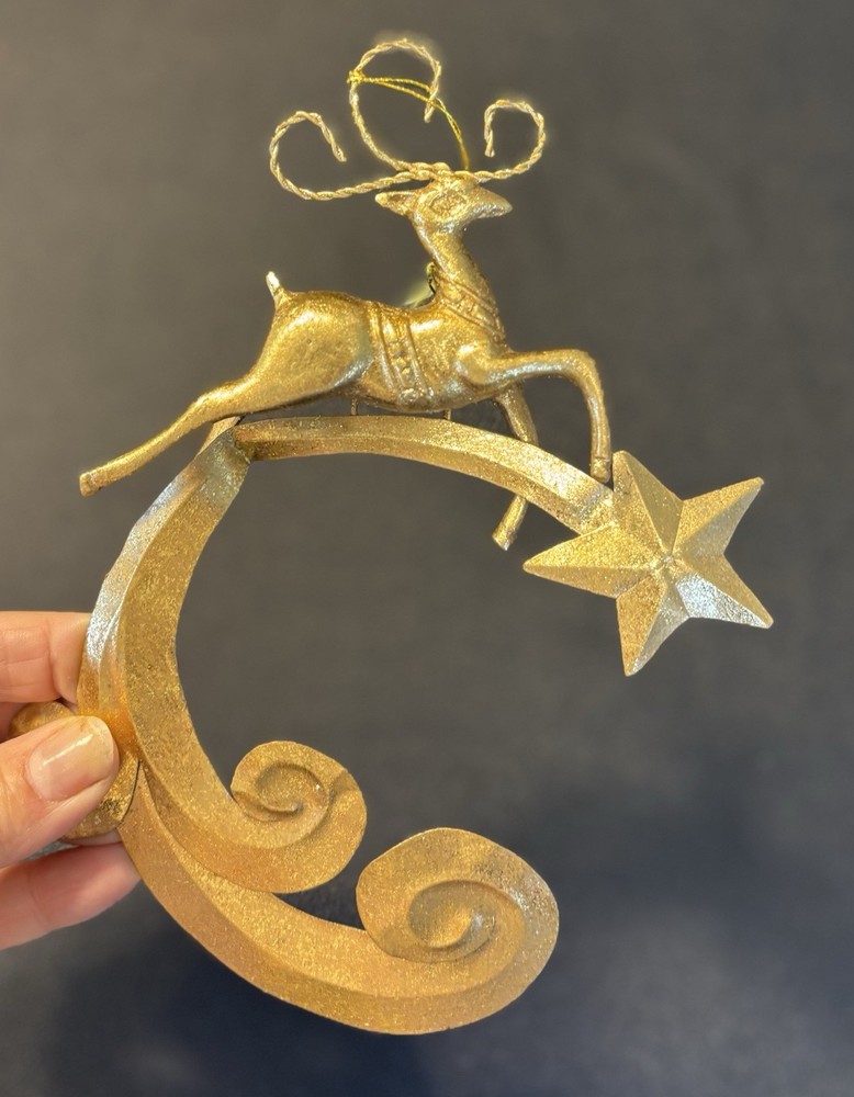 4 Gold Reindeer Decoration