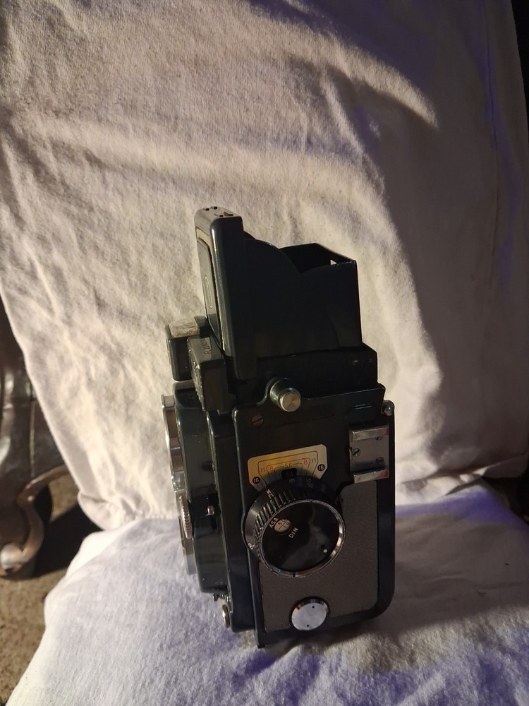 Vintage Yashica 44 Camera