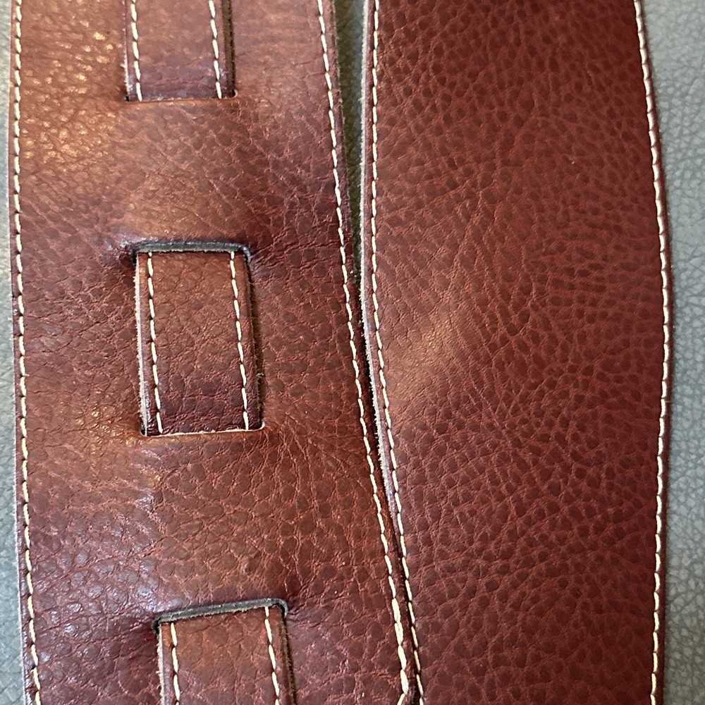 Leather Guitar Strap - Red Lizard - 3’ Wide