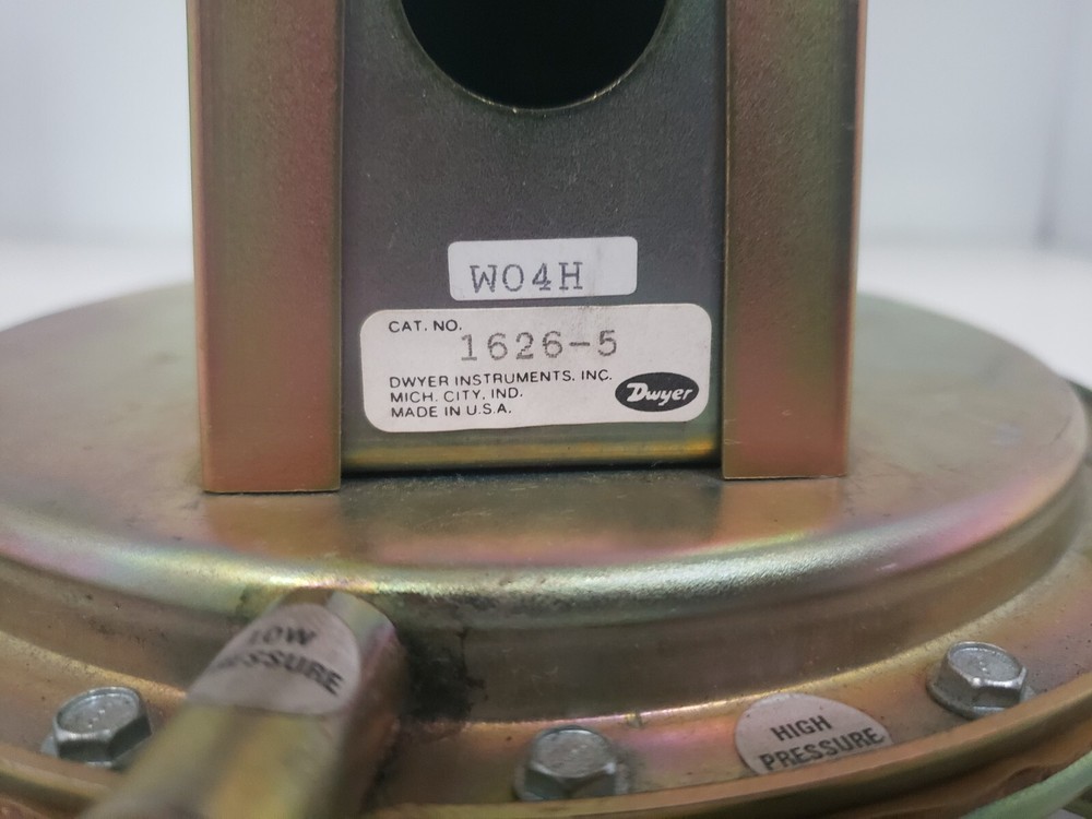 DWYER 1626-5 DIFFERENTIAL PRESSURE SWITCH