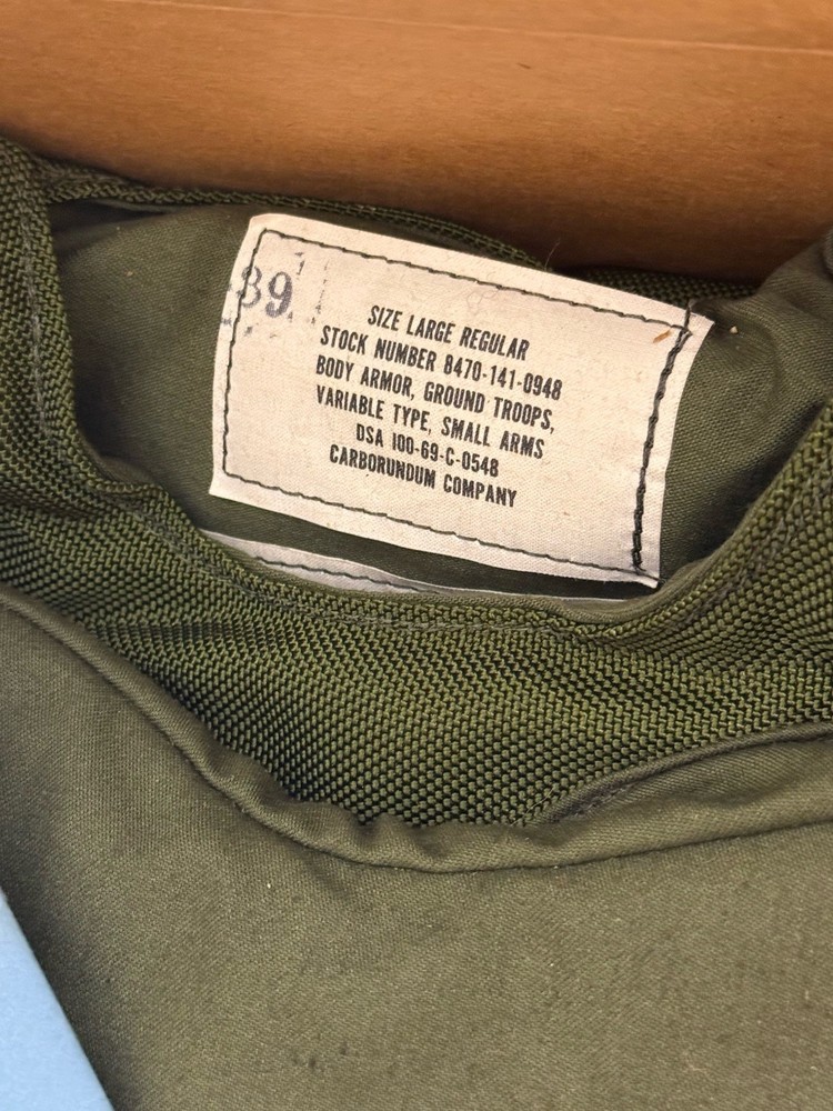 Vietnam Variable Body Armor New In Original Box Large Regular