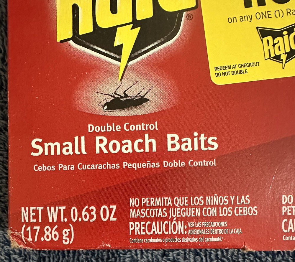 1 Raid DOUBLE CONTROL SMALL ROACH BAITS 12 ct Child Resistant Defense System