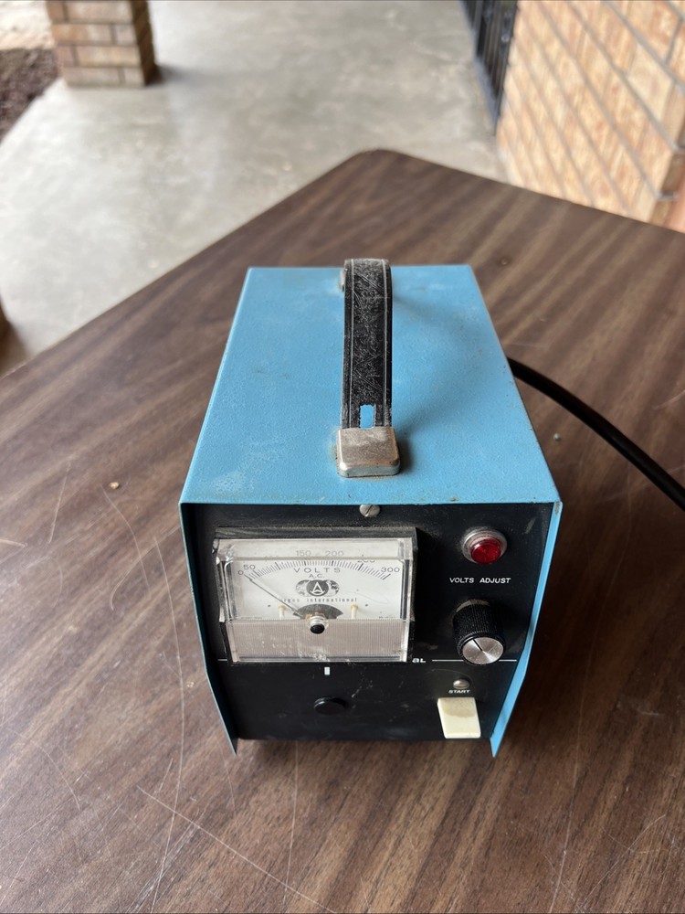 Argus AC Power Supply 0-220 V