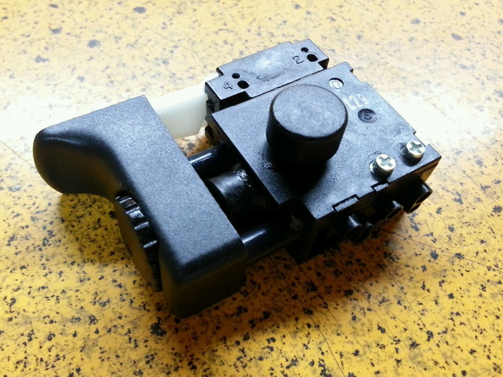 321-632 Hitachi Switch (1 P Pillar type) for drills