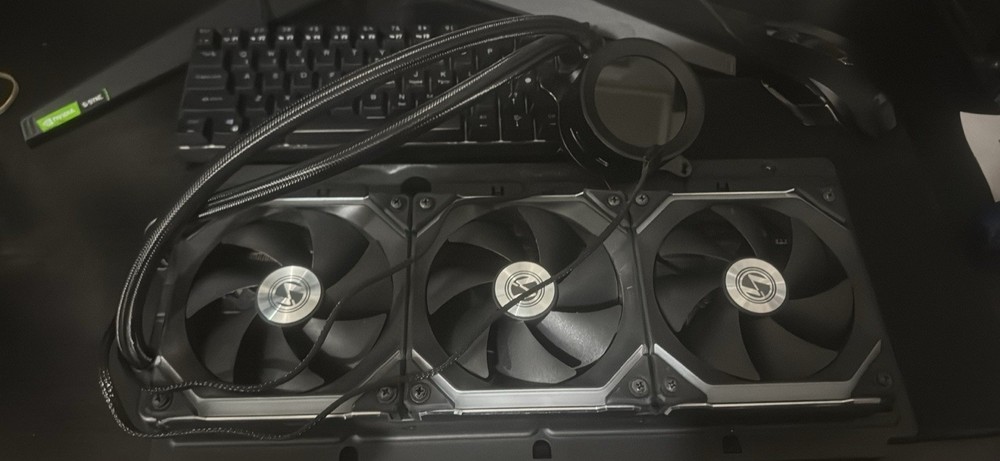 NXT KRAKEN Z73