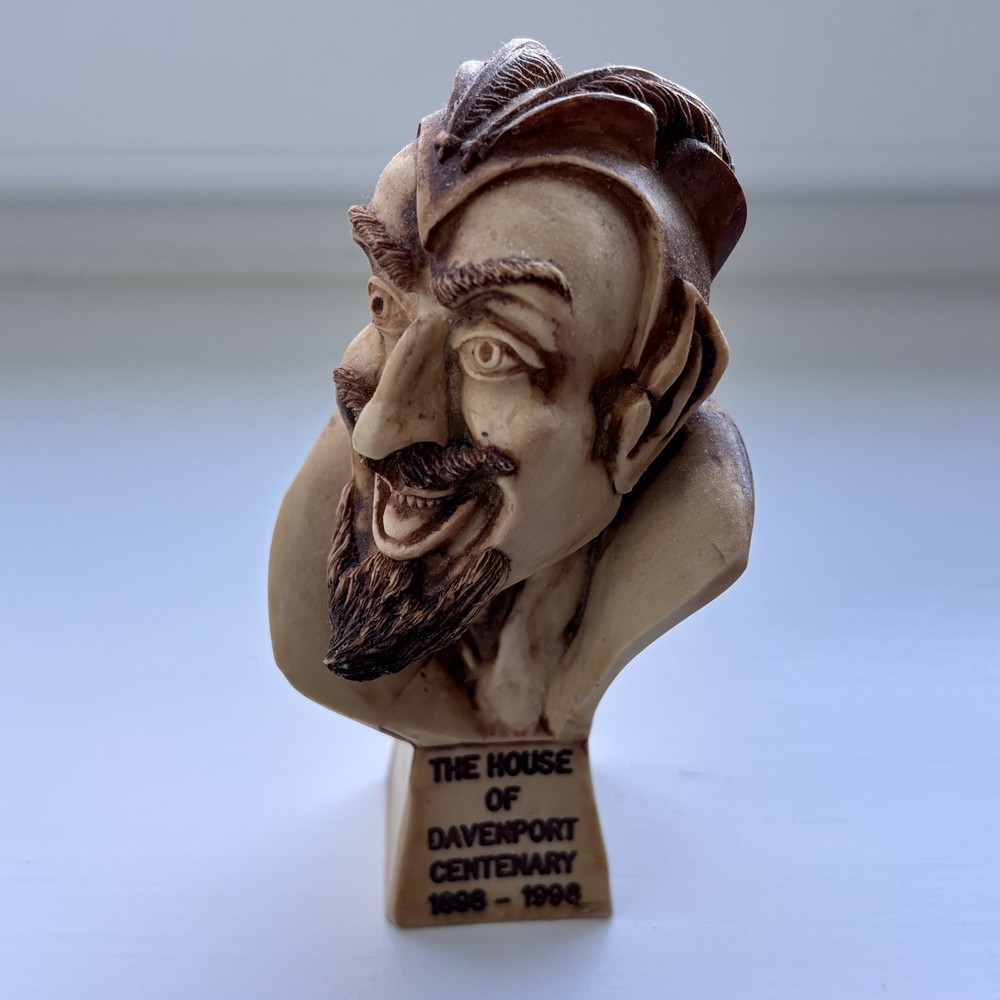 Davenport Centenary Statuette Ray Bradbury