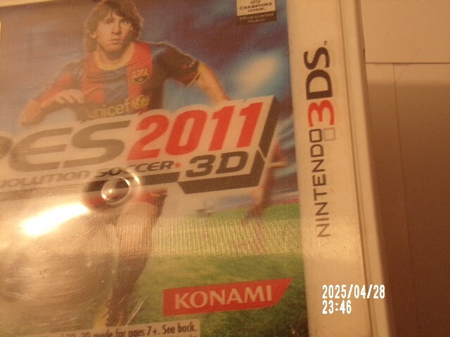 PES 2011 Pro Evolution Soccer 3D Nintendo 3DS Case ONLY- No game / Lenticular