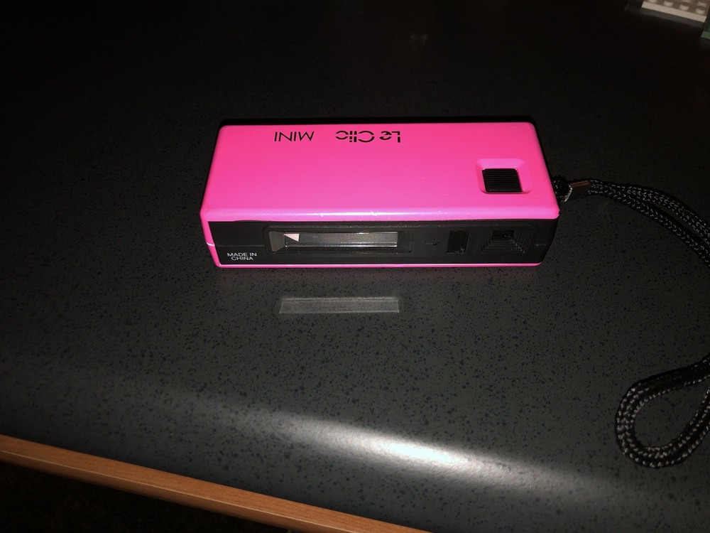 Le Clic Mini Camera Model 108 Hot Pink