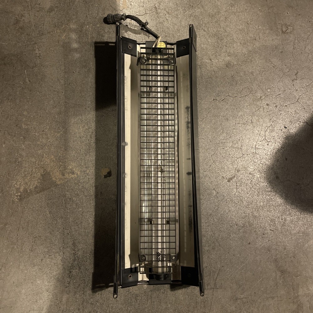 kino flo Fix-240-1 Series Single Light
