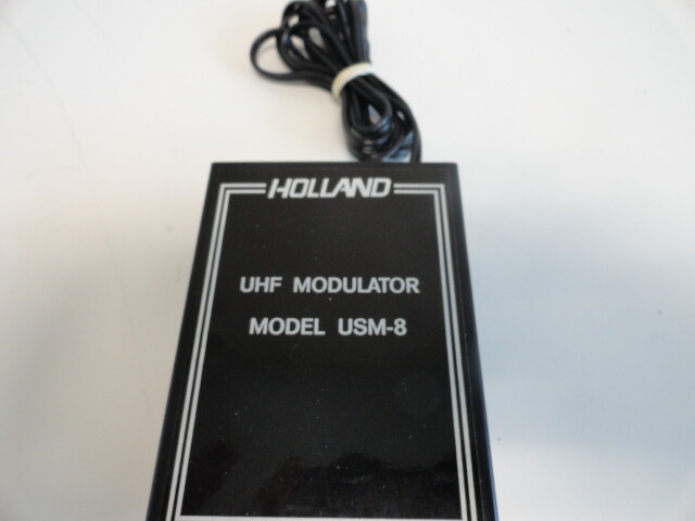 UU6: USM-8 Holland Electronics UHF Cable TV Mini Modulator