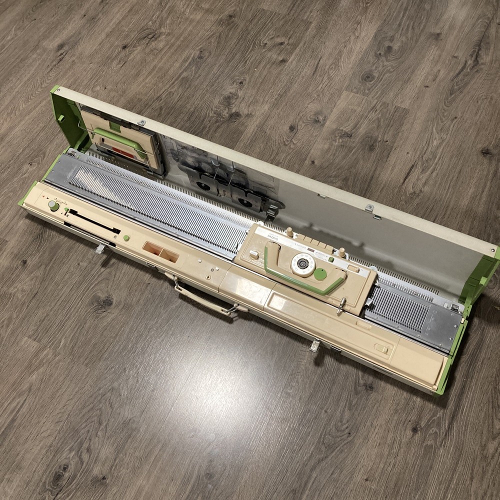 Brother KH820 knitting machine