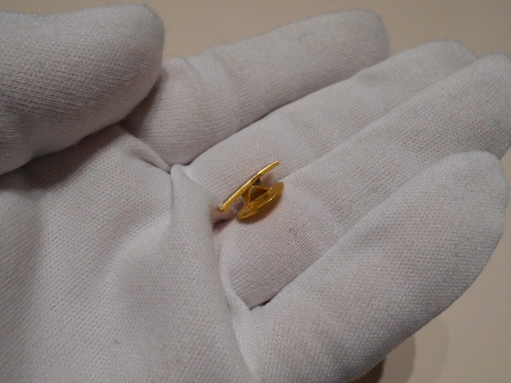 Original & Authentic WWII ~ PH ~ Lapel device ~ Fire enamel make.