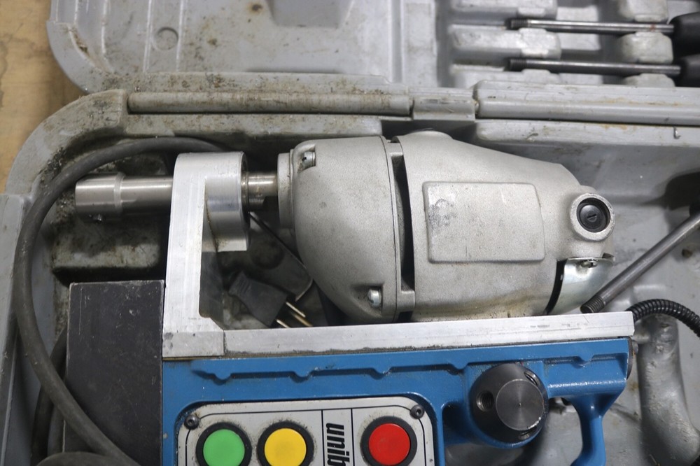 Unibor BD35 Magnetic Drill WORKING