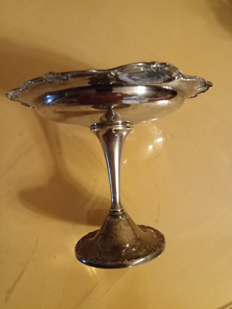 Gorham Sterling Silver 1383/1 raised Compote Melrose Pattern 6"X 5"