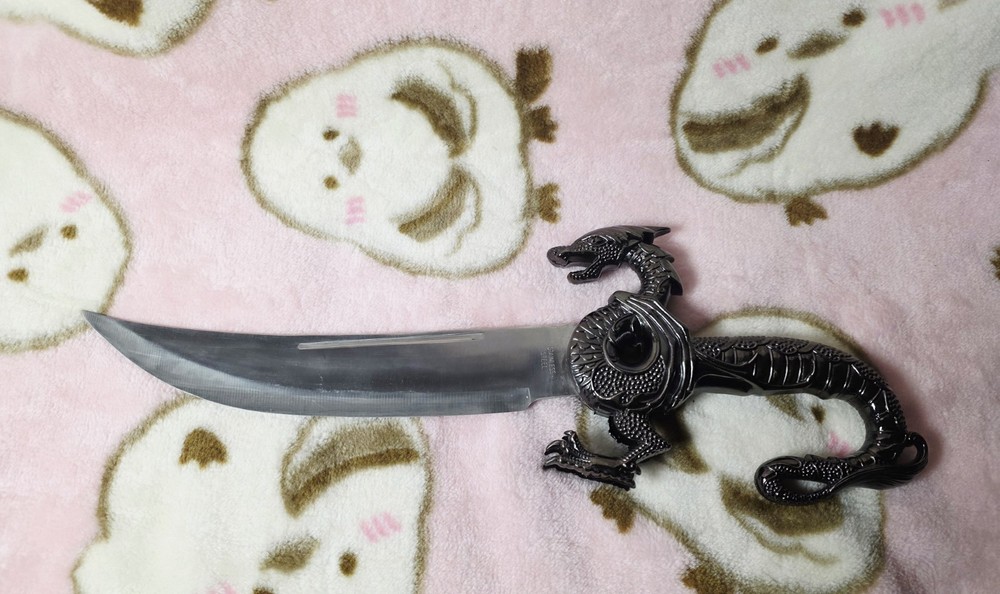 Medieval Ornate Dragon Dagger
