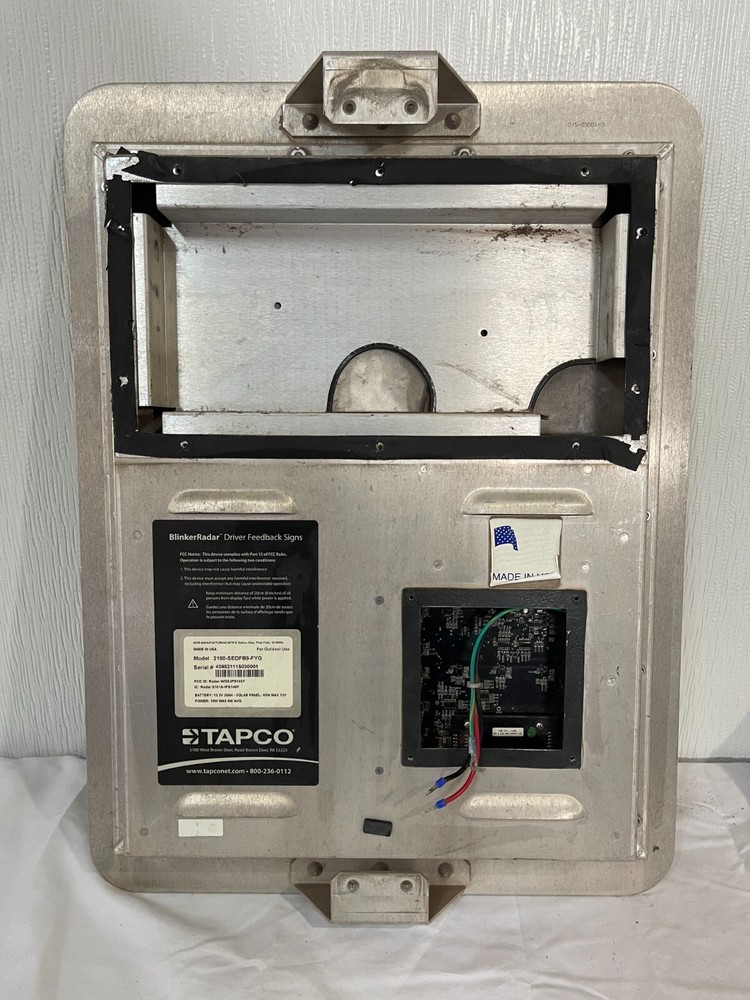 Tapco BlinkerRadar Radar Evolution Driver Feedback Signs 2180-SEDFB9-FYG