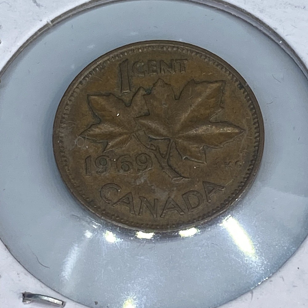 1969 Canada Elizabeth II One Cent Penny Circulated.