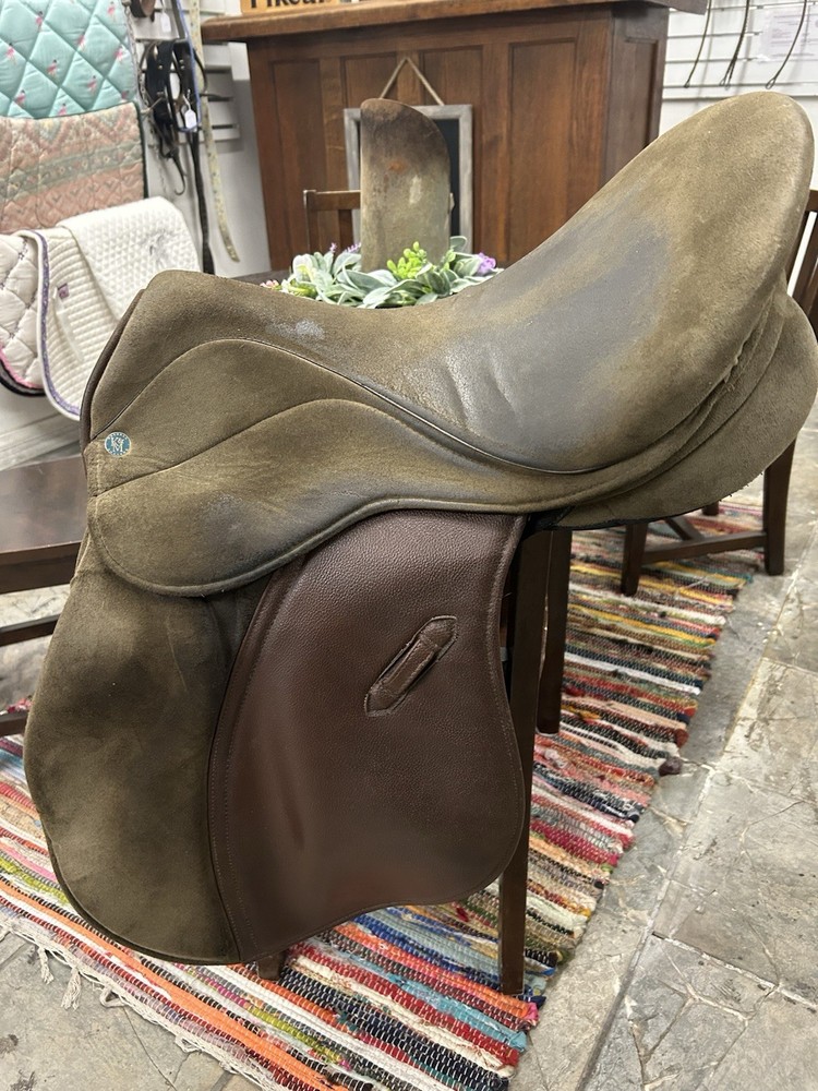 K & M Saddle Synthetic/Suede 17