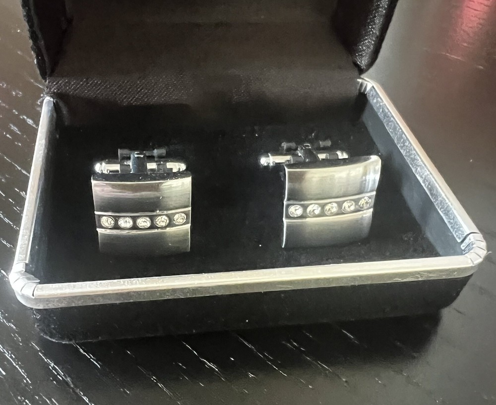 Diamonte Square Silver Tone Metalic Cufflinks