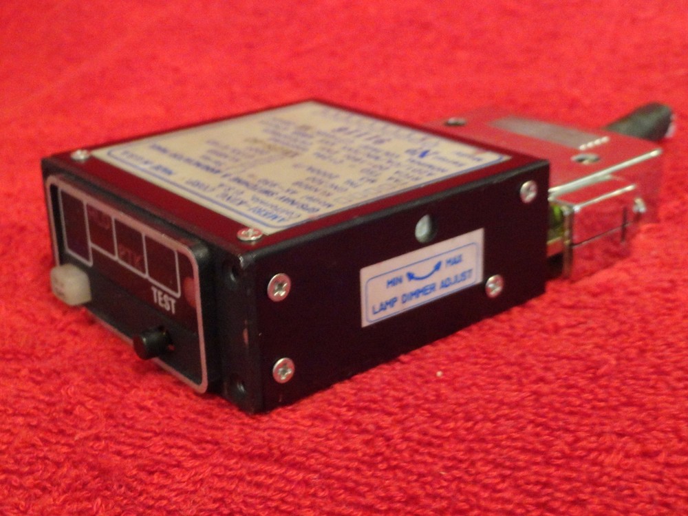 AMERI-KING AK 950 GPS/NAV SWITCHING & ANNUNCIATOR PANEL FOR GPS 60 AND CONNECTOR