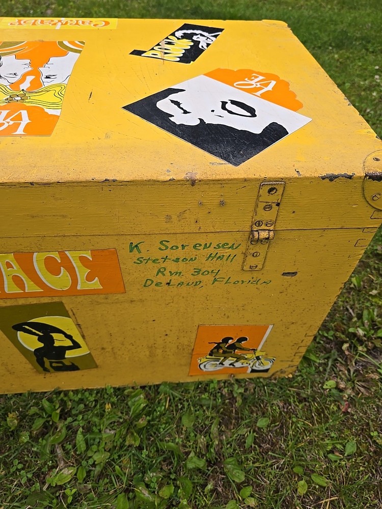 Retro Vintage 60's Trunk