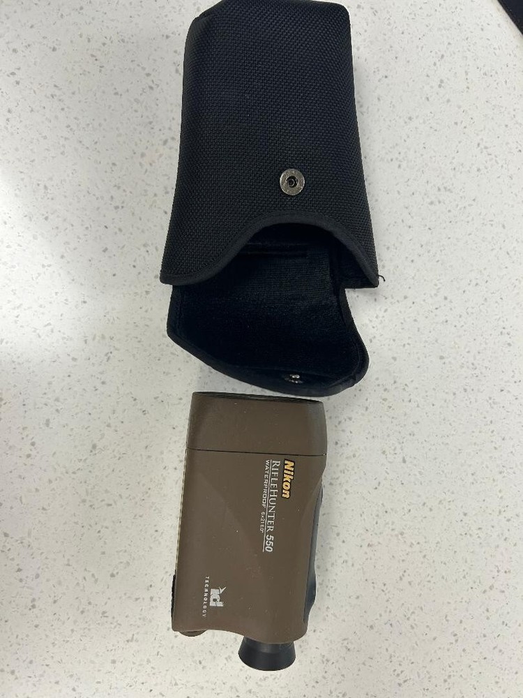 Nikon Riflehunter 550 Laser Rangefinder Bundle