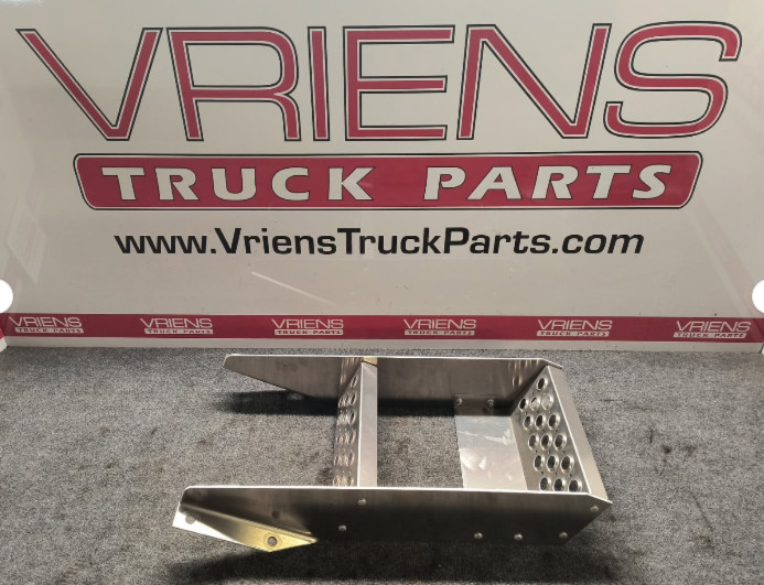 KENWORTH  A82-1014 STEP ASSY-FRAME ACCESS