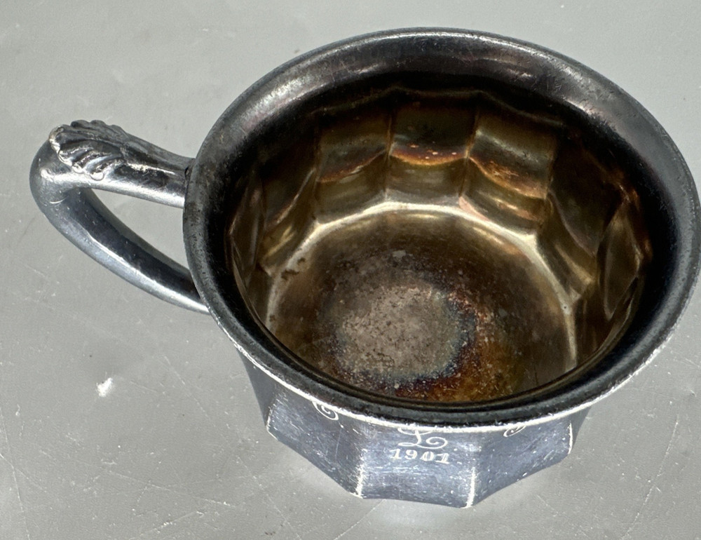 Reed and Barton Antique 1901 Initialed Silver plate Child’s Cup
