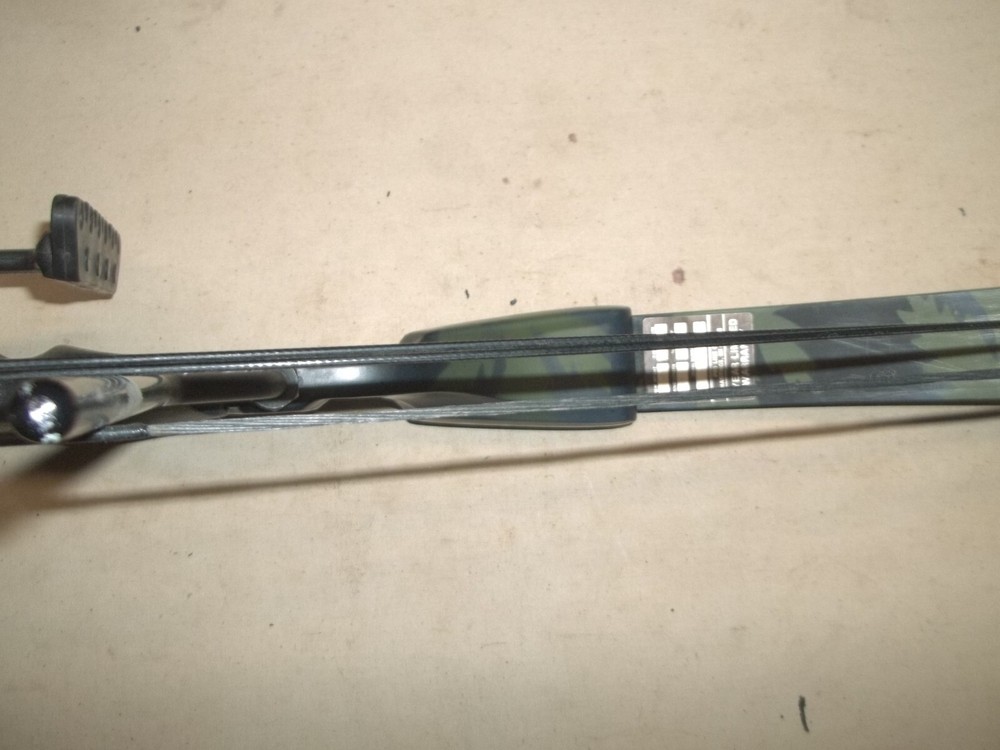 Pro Line Compound Bow...Intermediate...40:50 Lbs...27" Draw Length