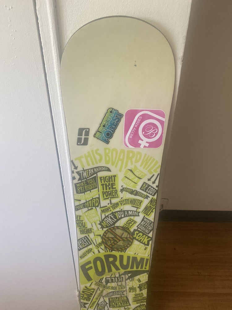 Forum Recon Snowboard 149cm - Used,