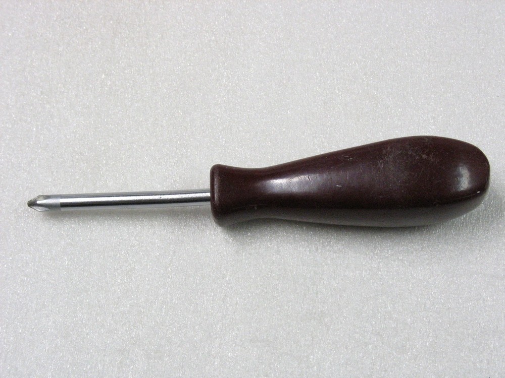 Matco Tools Screwdriver SDM 84P2 Maroon Handle #2 Philips