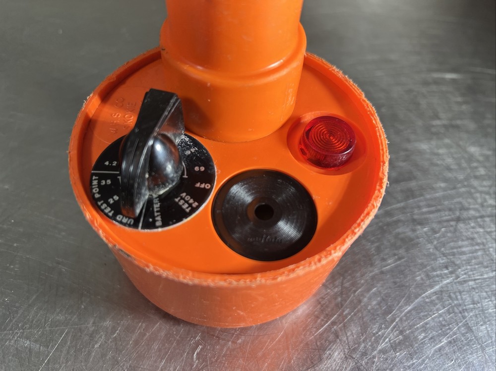 SALISBURY Audio Visual AC VOLTAGE DETECTOR. Our #11