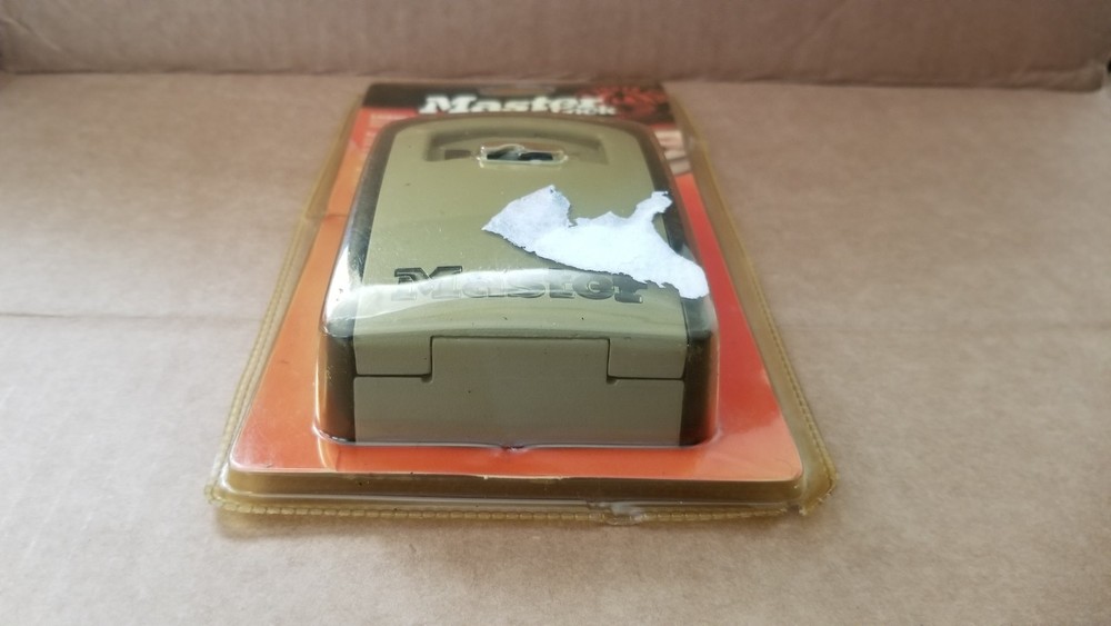 Master Lock 5401D Wall Mounted Access Key Storage , NOS