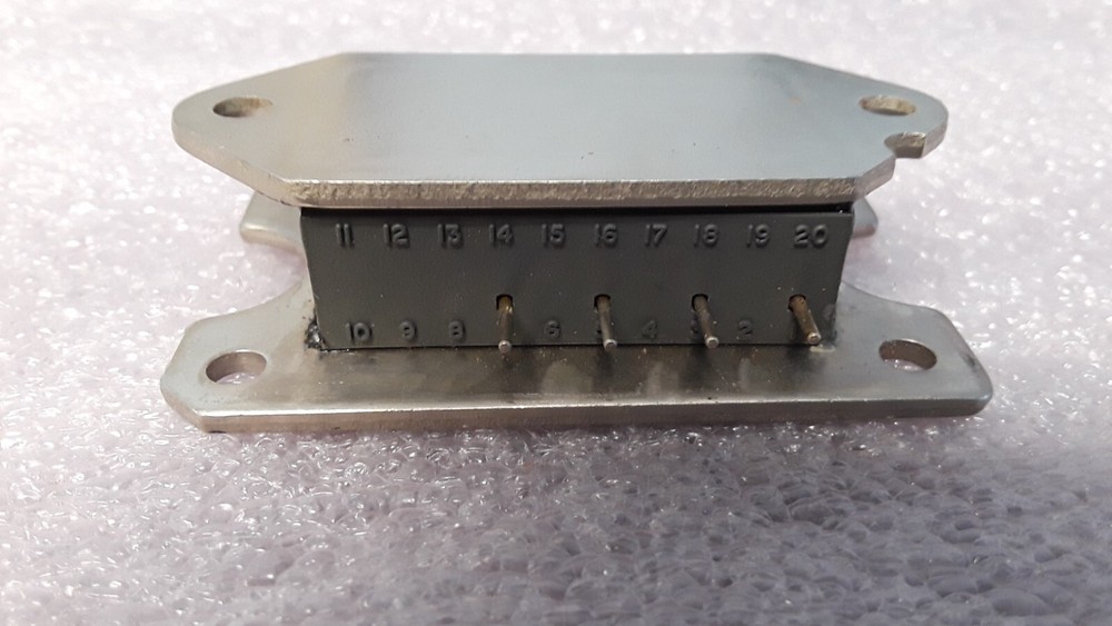'1 PIECE' - PN# LAS2306, LAS-2306 - LAMBDA - REGULATOR, VOLTAGE