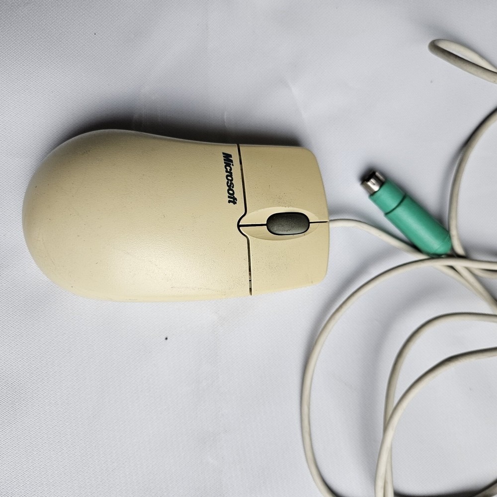Lot Vintage Mice- 6 total - 5 wired & 1 wireless, Logitech & 1 Microsoft intelli