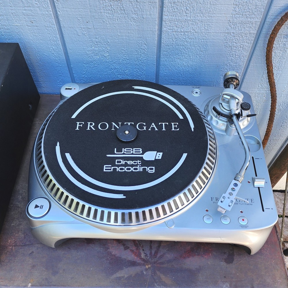 Frontgate Professional Vinyl-to-digital USB DJ Turntable Transfer LP's onto USB
