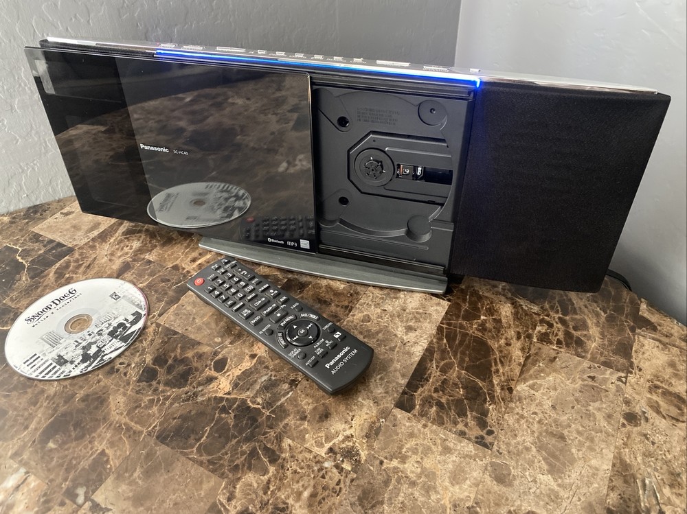 Panasonic SC-HC40 Compact Audio System W Remote CD IPod USB AM FM Bluetooth