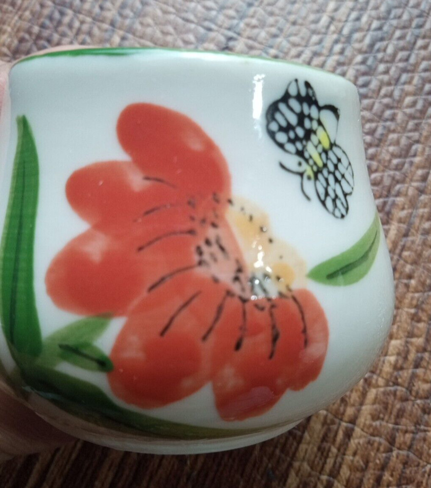 Ceramic Flower Sugar bowl 3 1/4"