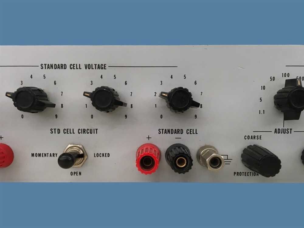 Fluke 750A Reference Voltage Divider