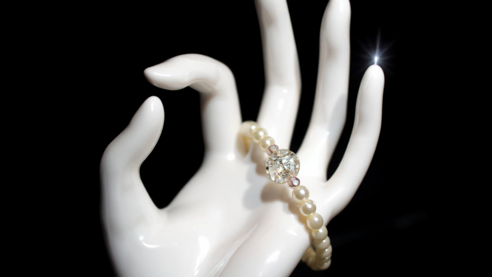 Subtle Gloss Bracelet