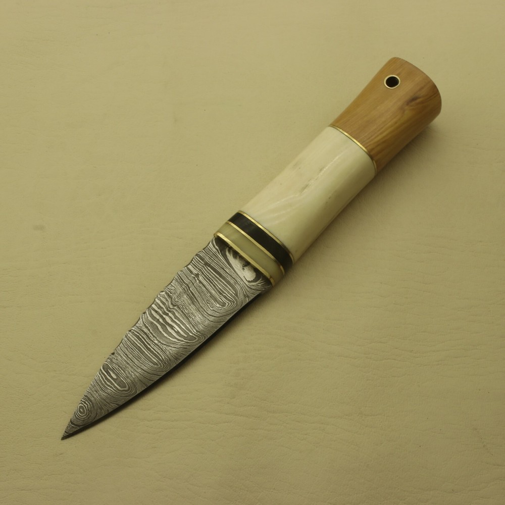 8 inches Celtic Scottish Dirk SGIAN DUBH DAGGER Bone Handle Knife.