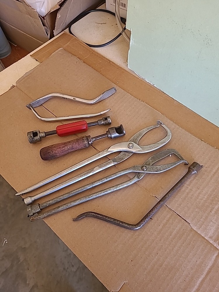 Vintage Brake Tools 7 Pieces