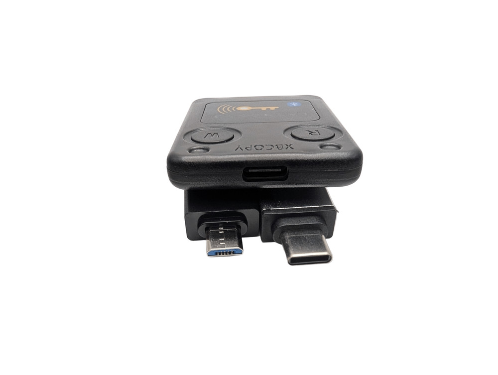 Chameleon Ultra – Advanced RFID Emulator & Analyzer