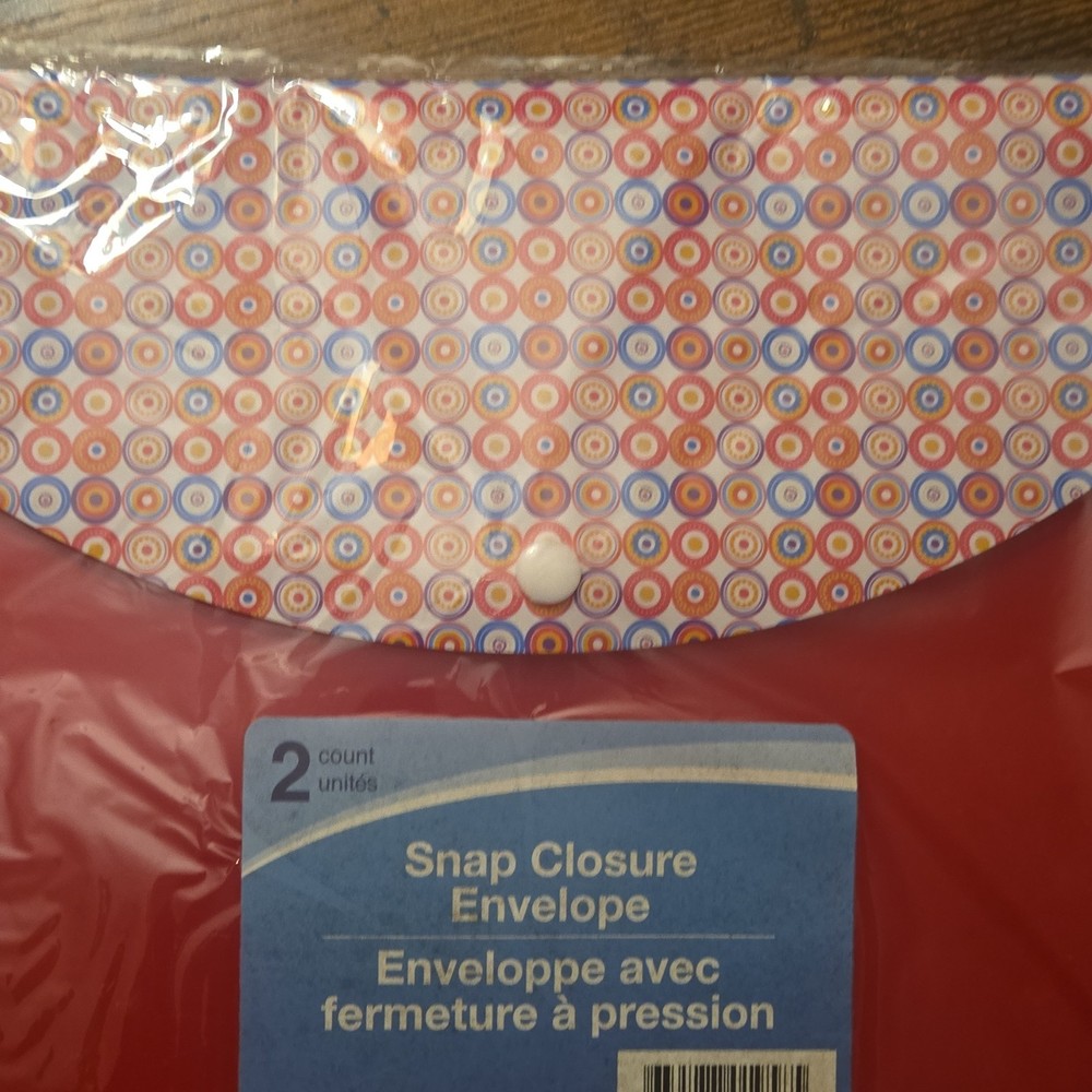 Greenbrier International 2 Snap Closure Envelopes Red Patterned MPN 195848