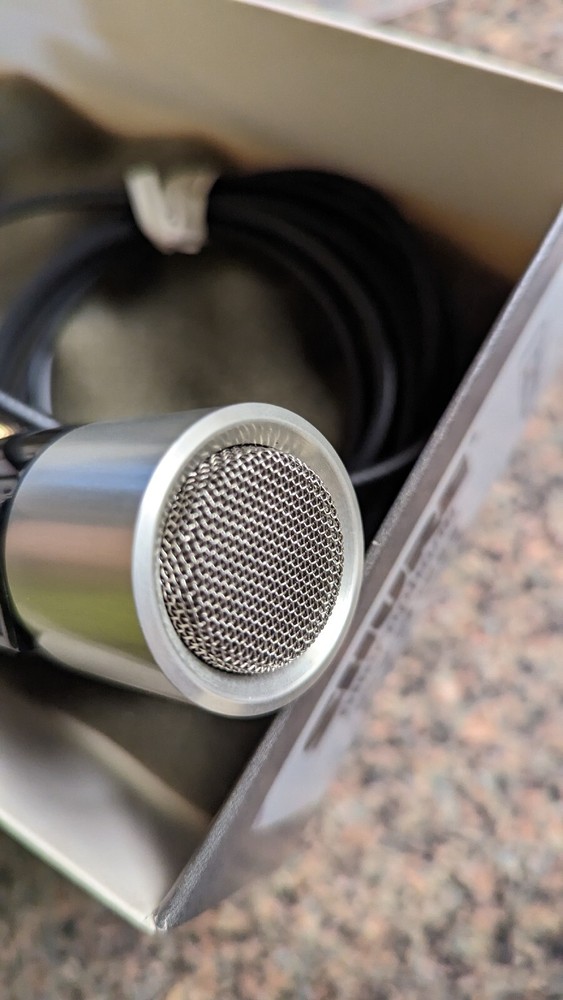 Shure 575SB Versadyne dynamic microphone