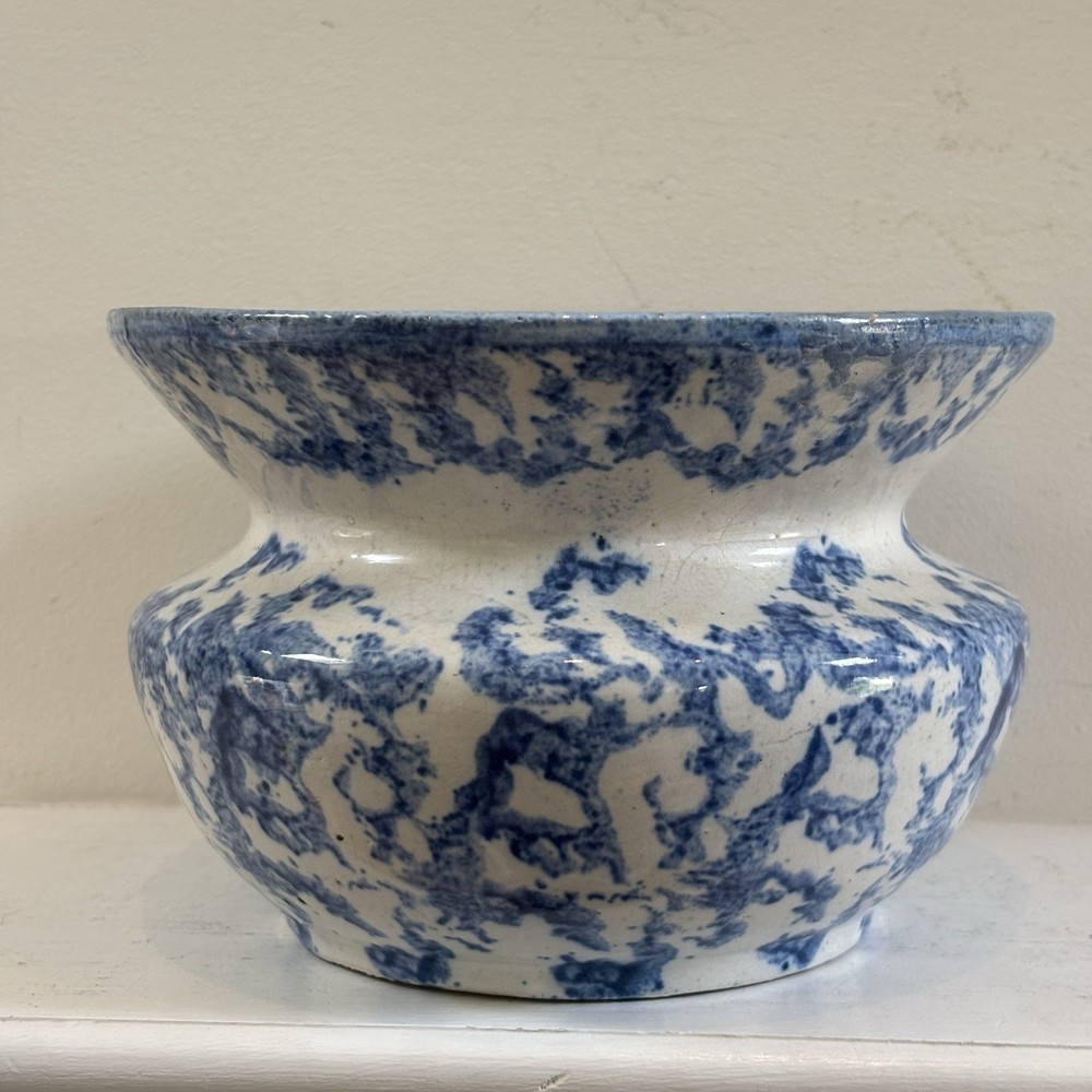 Vintage Blue on White Sponge Ware Spittoon Cuspidor 7.5” Diameter, 5” Tall