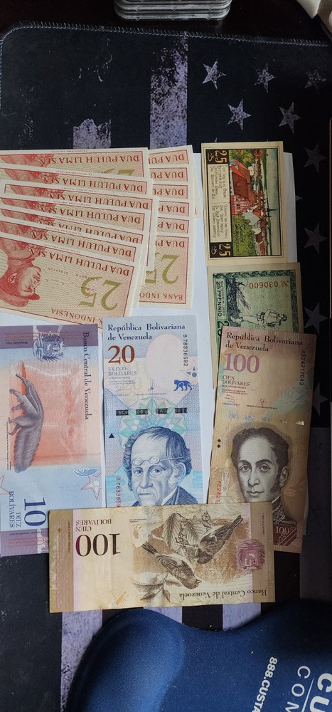 Foreign Currency Mixed lot Coins & Paper Bills Various Countries (some silver)